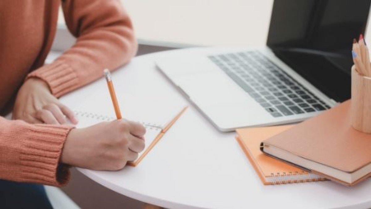 НГУЭУ запускает цикл вебинаров «Электронное сопровождение образовательного процесса» для преподавателей НГУЭУ запускает цикл вебинаров «Электронное сопровождение образовательного процесса» для преподавателей