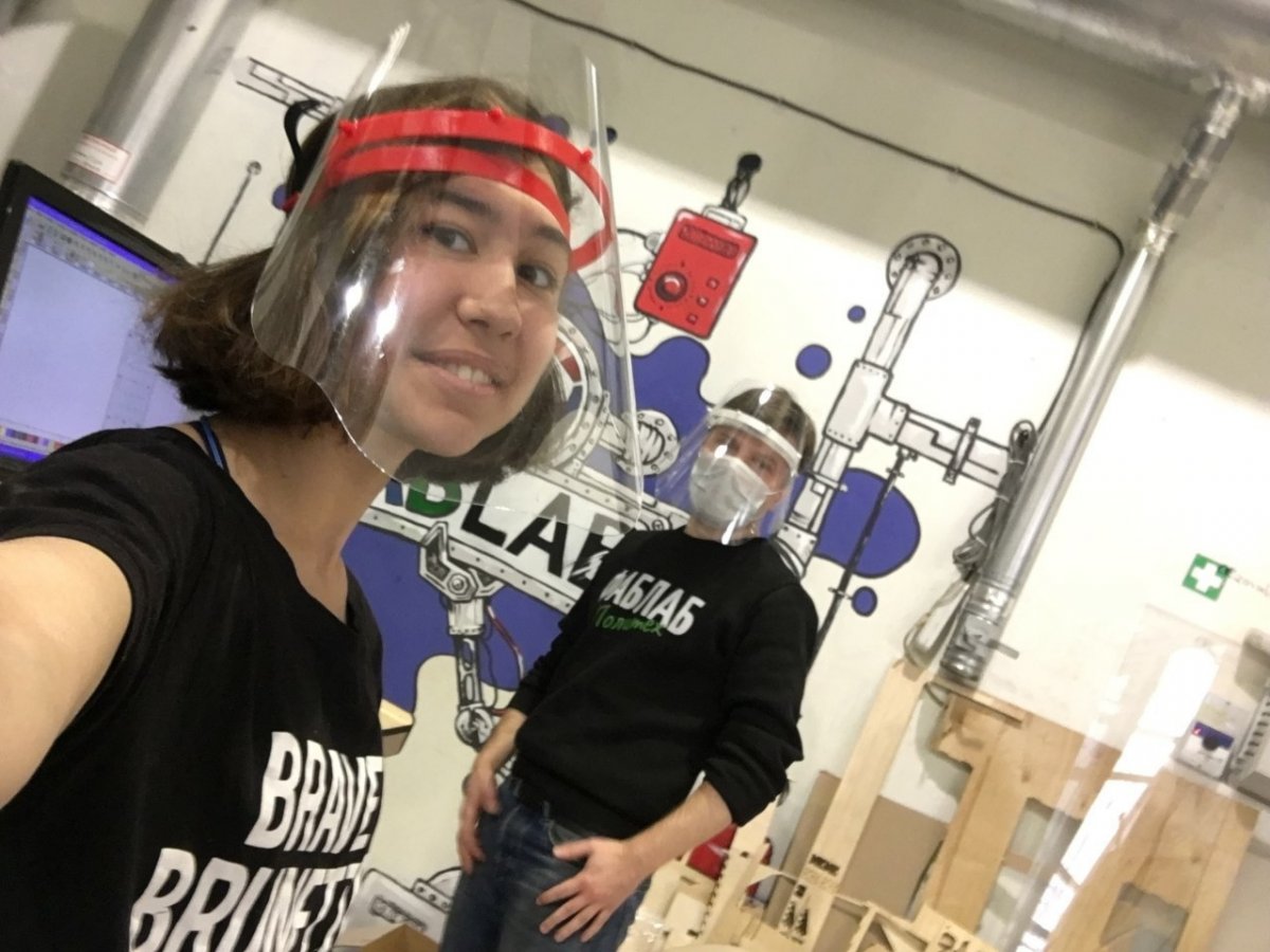 Фаблаб совместно с Центром «Мой бизнес» изготавливают средства индивидуальной защиты для медиков 😷