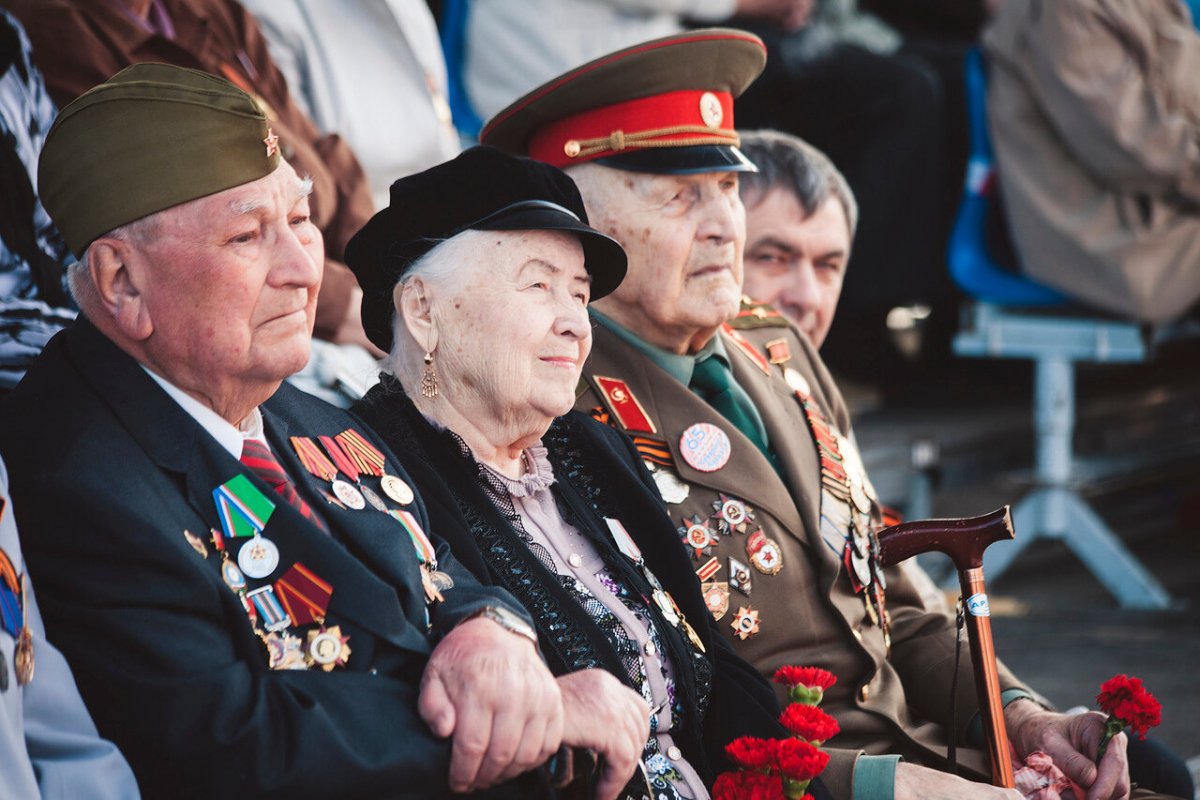 ✨ Как отпраздновать День Победы, не выходя из дома