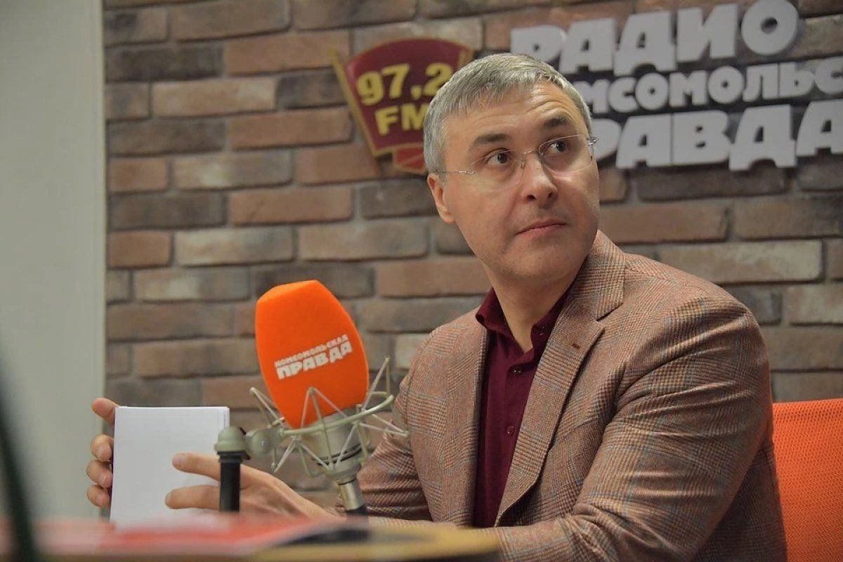 Министр науки и высшего образования РФ Валерий Фальков – в прямом эфире на Радио «КП»