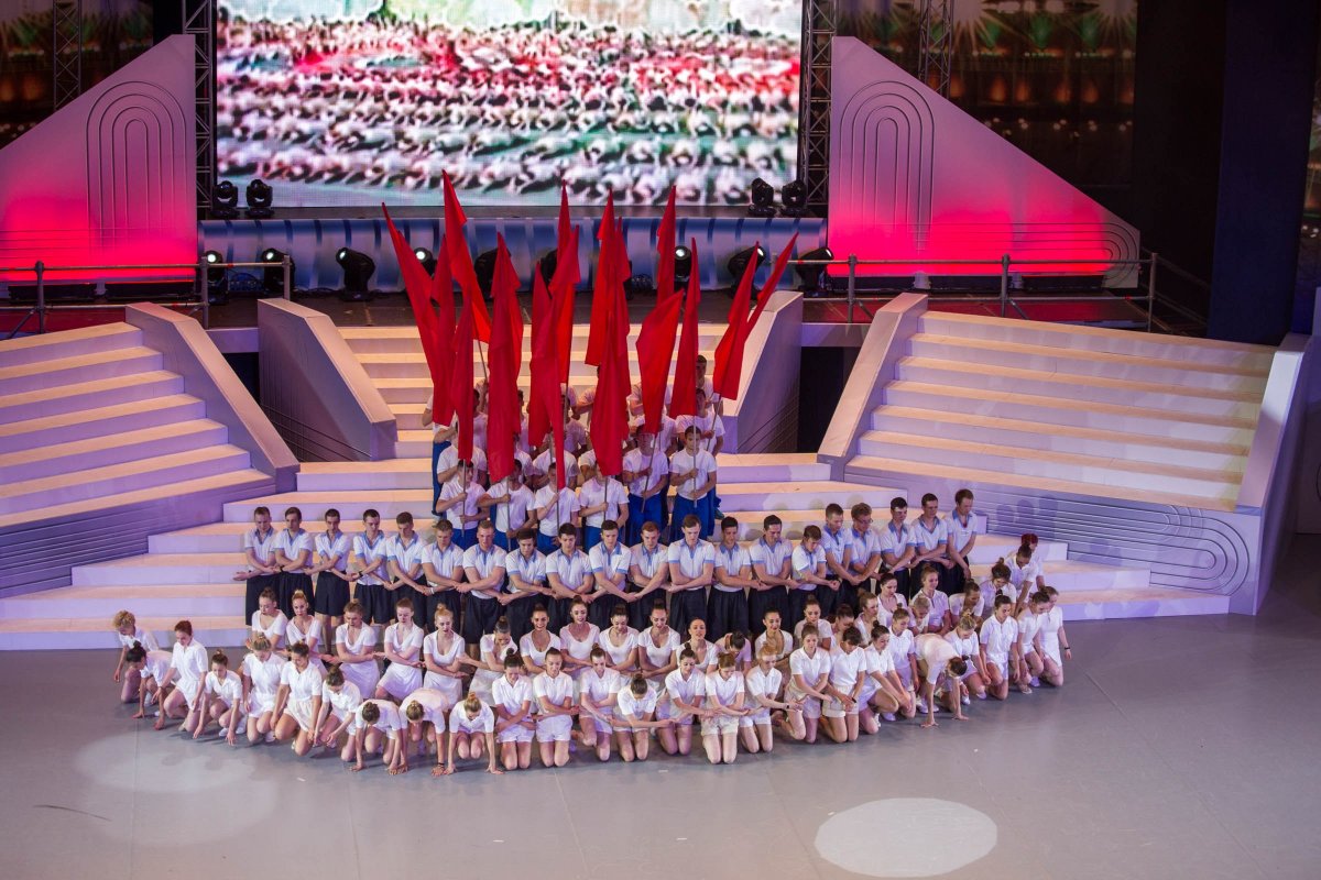 🎁Сделай подарок . Для клипа, посвящённого 102-летию главного спортивного вуза страны, нужны видео продолжительностью 30-45 секунд на следующие темы: 👇🏻