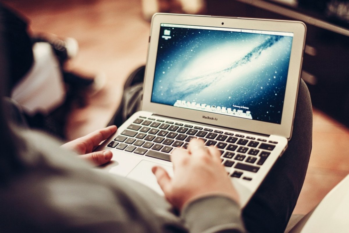 Более 40 тысяч человек посмотрели лекции, организованные музеем Владимира Набокова в мае: https://vk.cc/auPcGw. А для тех, кто по каким-то причинам не смог присоединиться, делимся ссылочками на сохранённые трансляции