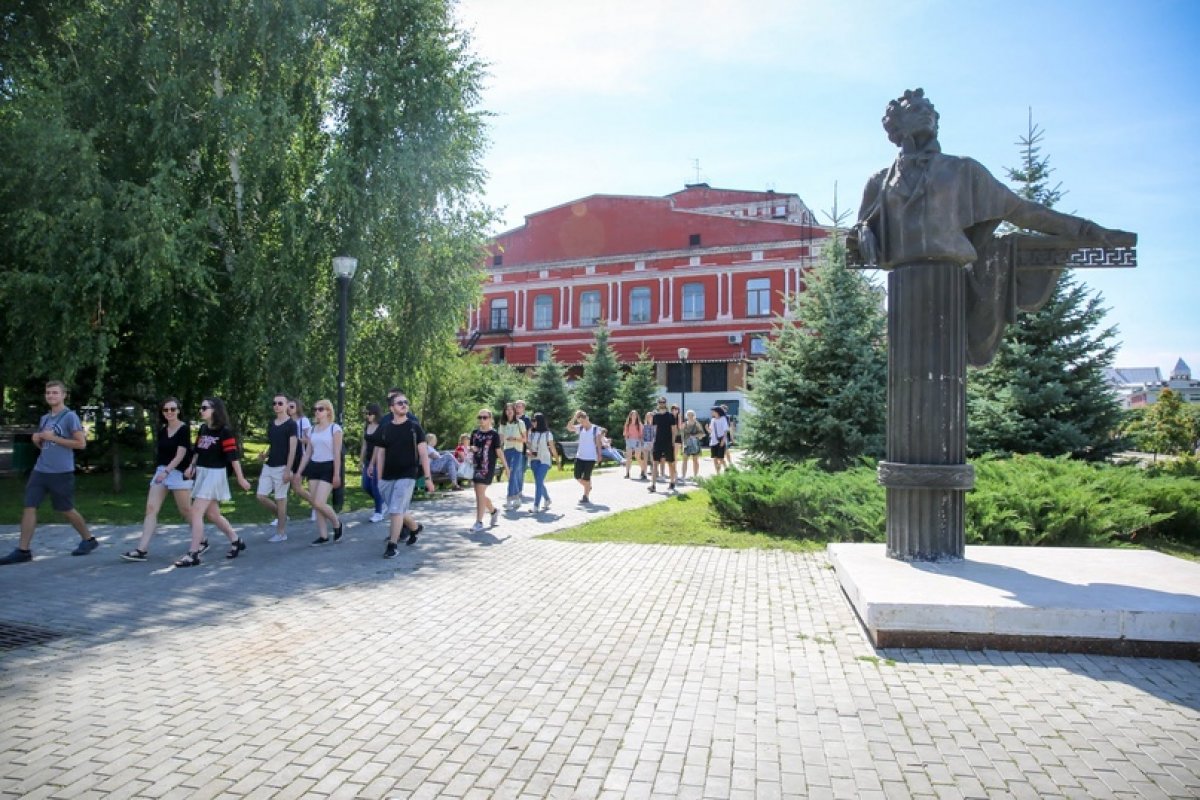 📚6 июня, в день рождения гениального русского поэта, основоположника современного русского литературного языка Александра Сергеевича Пушкина, в России и в мире отмечают День русского языка