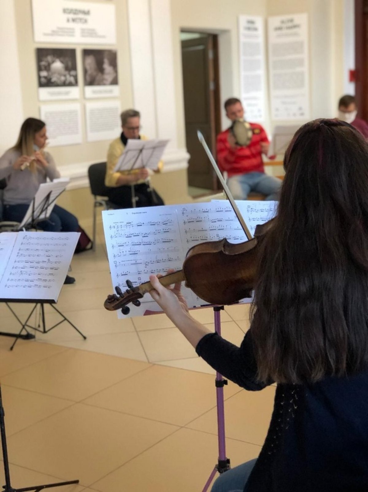 Музыканты Новосибирской консерватории принимают участие в проекте, организованном нашими партнерами — Краеведческим музеем. Музыканты Новосибирской консерватории принимают участие в проекте, организованном нашими партнерами — Краеведческим музеем.