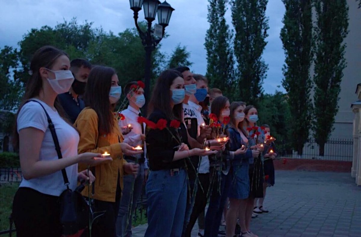 «НИКОГДА НЕ ЗАБУДЕМ ПОДВИГ НАШИХ ОТЦОВ И ДЕДОВ!»