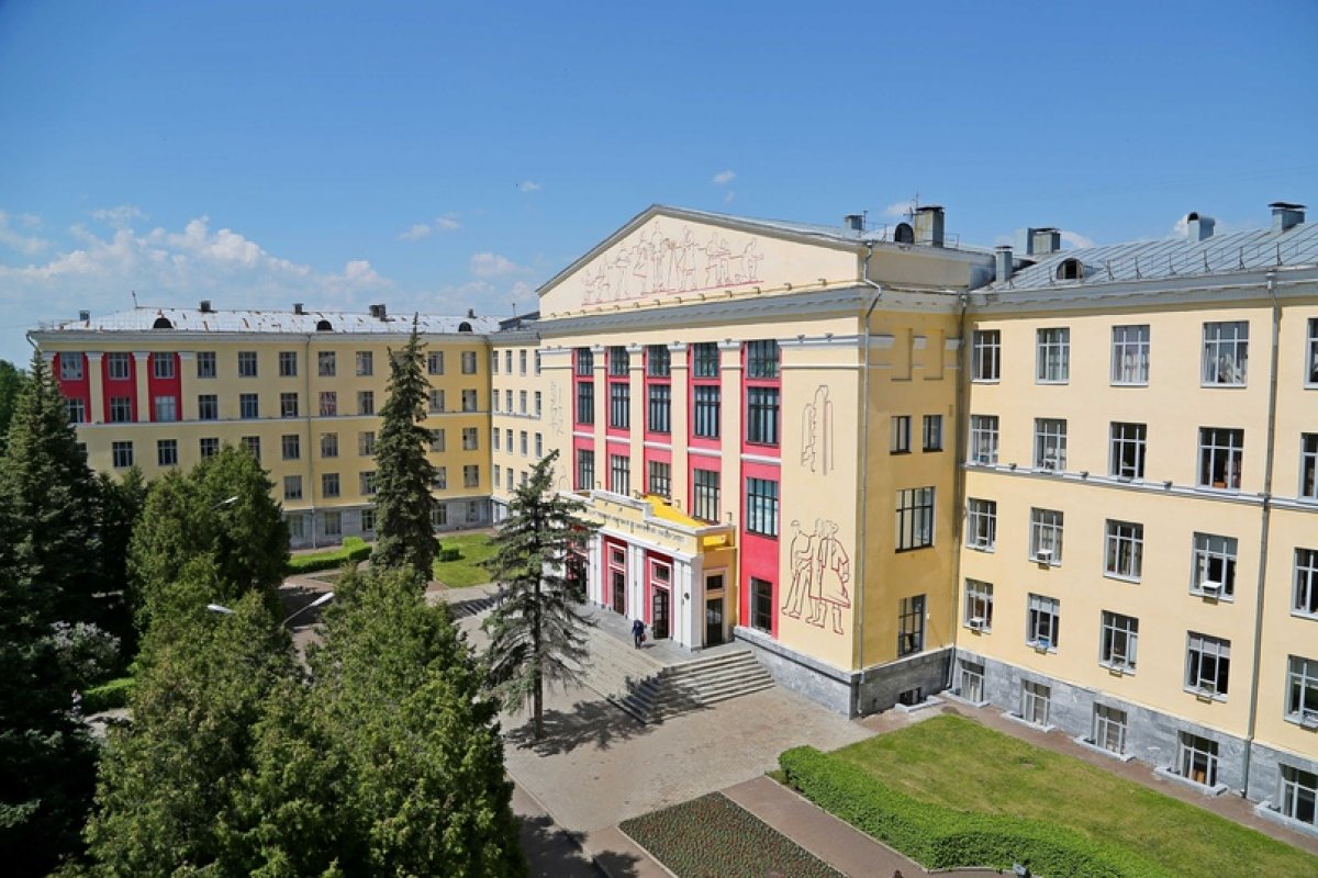 Уфимский государственный нефтяной технический университет вошел в 100 лучших вузов России в рейтинге