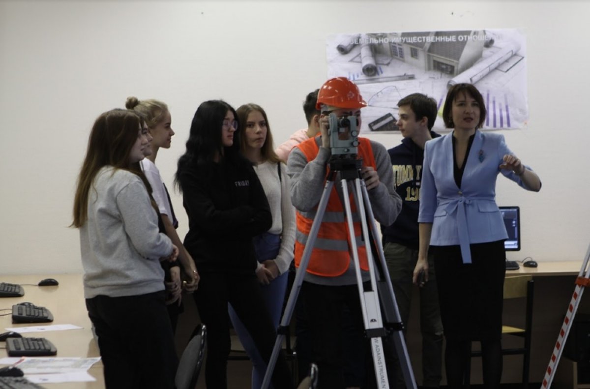 Выпускники - самая большая радость и гордость Российского университета кооперации. Мы следим за их судьбой Выпускники - самая большая радость и гордость Российского университета кооперации. Мы следим за их судьбой