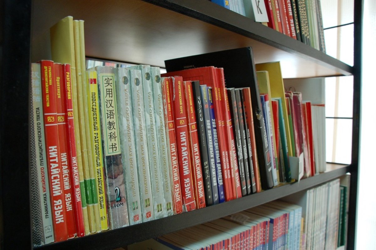 Библиотека ТОГУ продолжает прием литературы и ноутбуков у студентов