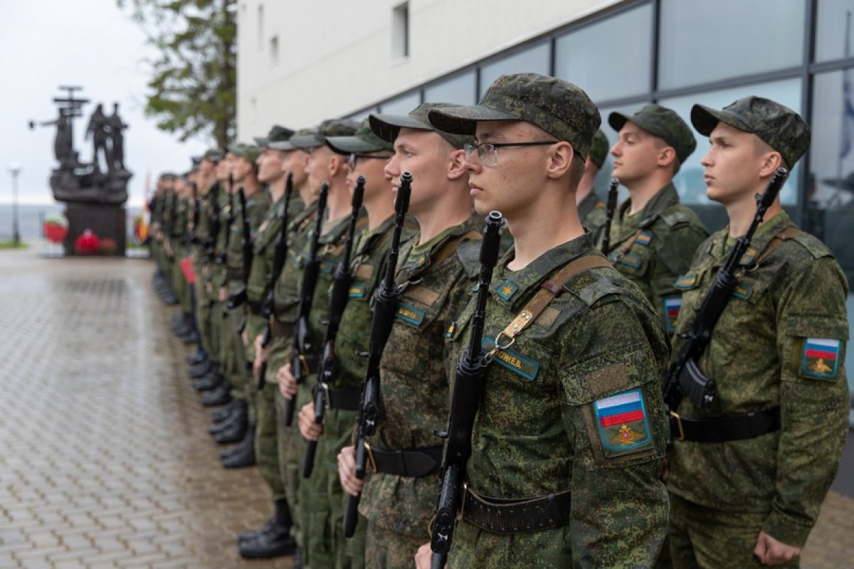 Студенты Военно-учебного центра приняли присягу