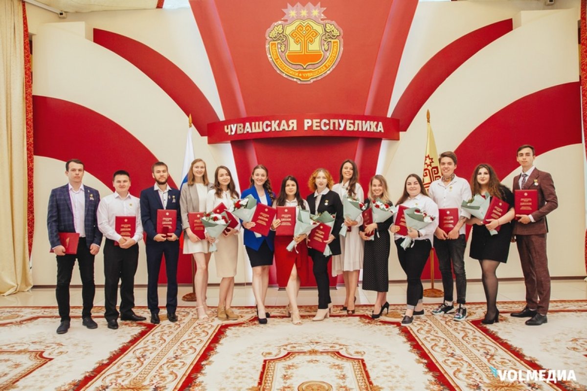 15 июля состоялась торжественная церемония вручения Государственных молодежных премий Чувашской Республики по итогам 2019 года. 15 июля состоялась торжественная церемония вручения Государственных молодежных премий Чувашской Республики по итогам 2019 года.