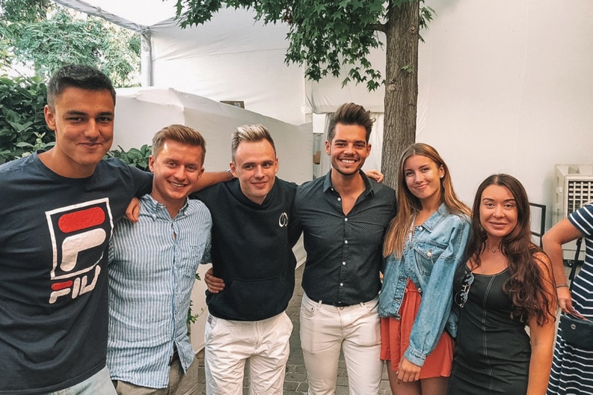 «Южная Америка — совершенно другой мир с другими людьми, культурой, музыкой и особенностями. Что бы вы там ни делали, поверьте, эта поездка разделит вашу жизнь на до и после»