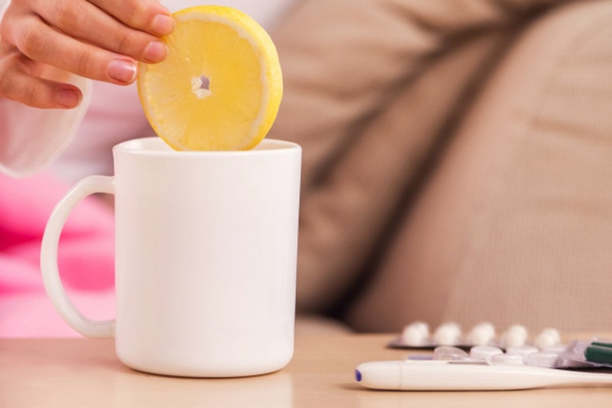 ОРВИ — одна из самых распространенных в мире болезней, в команде за которую играют сотни вирусов. Что помогает человеку вести в счёте и как действуют противовирусные препараты: https://vk.cc/axwxOI