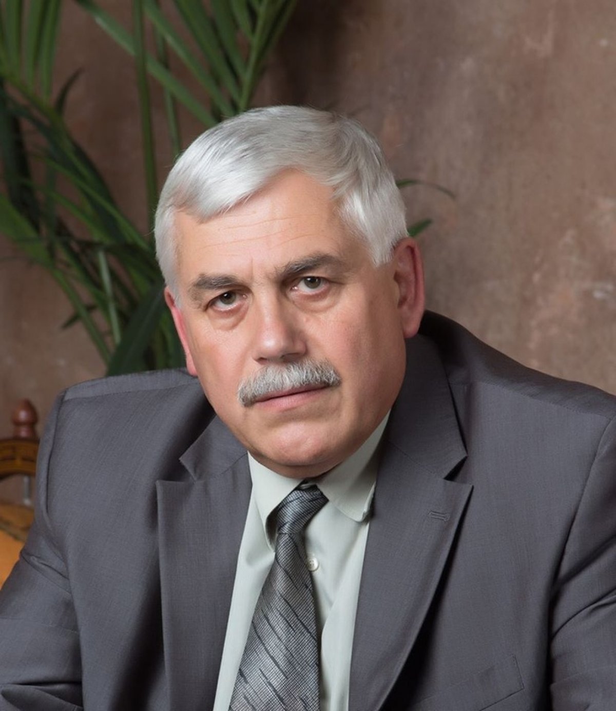 Пусть свет не угаснет