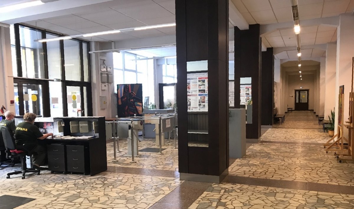 Завершен прием документов на поступление на бакалавриат и специалитет. Всего принято 3200 заявлений. В том числе на факультет архитектуры - 891 заявление