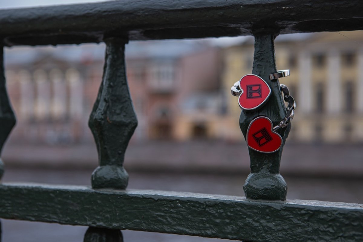 Спасибо Мемасному цеху за подборку в рубрику . Публикуем 🤍