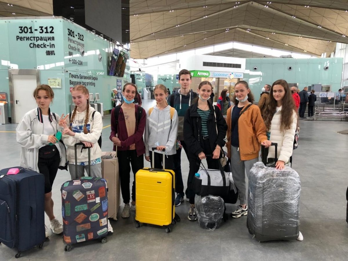 С 7 по 23 августа четырнадцать воспитанников Академии Русского балета имени А.Я. Вагановой вновь станут участниками специализированной образовательной программы «Хореография: классический танец» в Образовательном центре «Сириус» (Сочи).