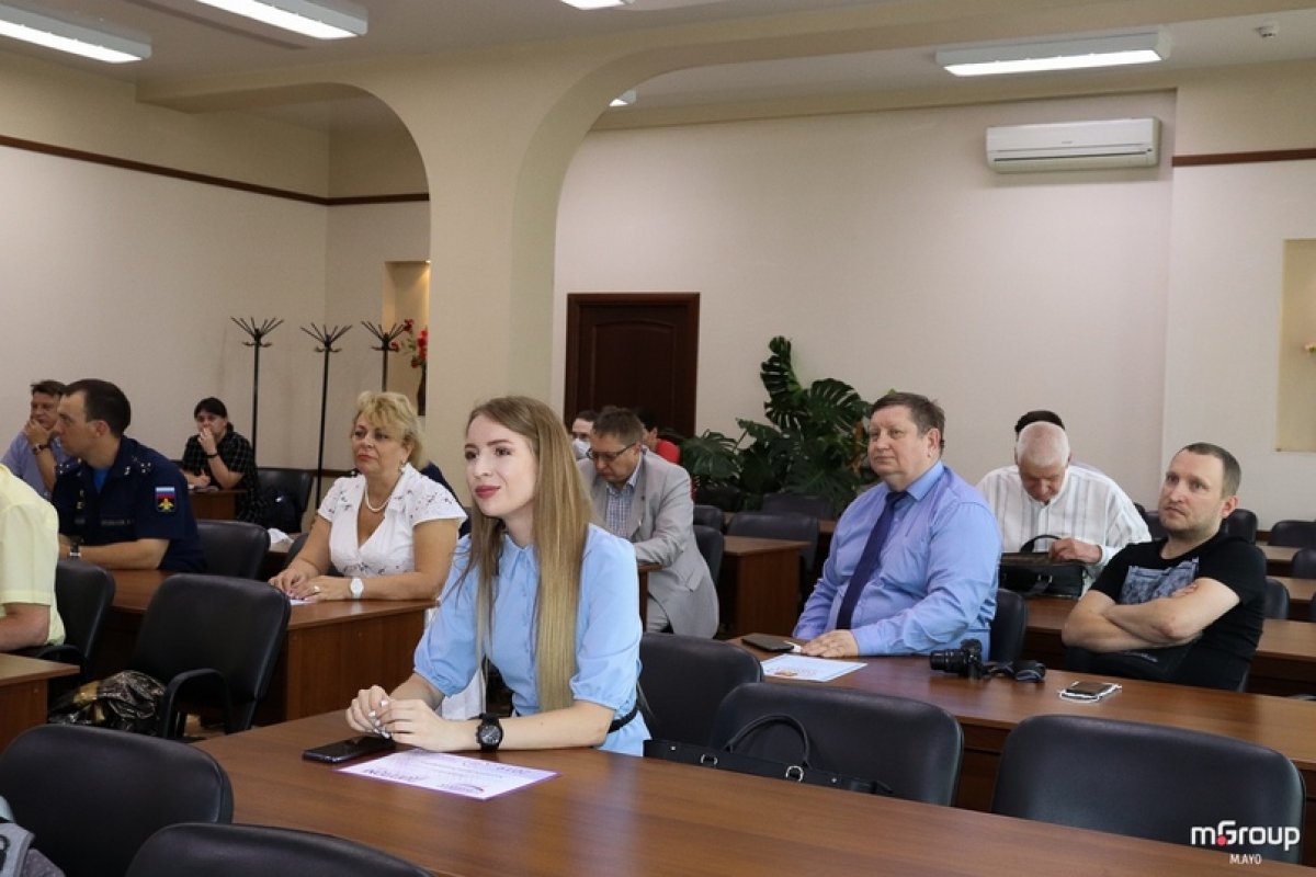 💡6 августа в конференц-зале ОАО «НИИПМ» состоялось торжественное вручение дипломов фонда содействия инновациям победителям программы «УМНИК».💡