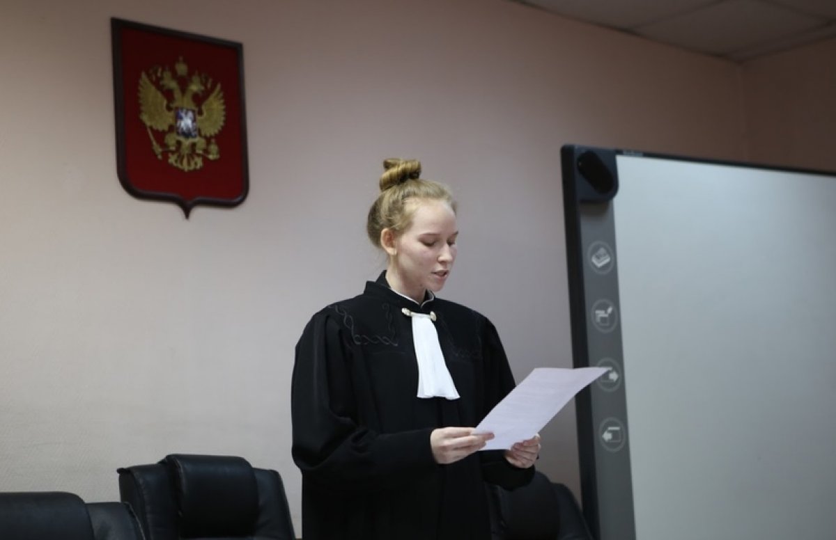 Мечтаете работать в системе правоохранительных органов? Тогда выбирайте Уголовно-правовой профиль!