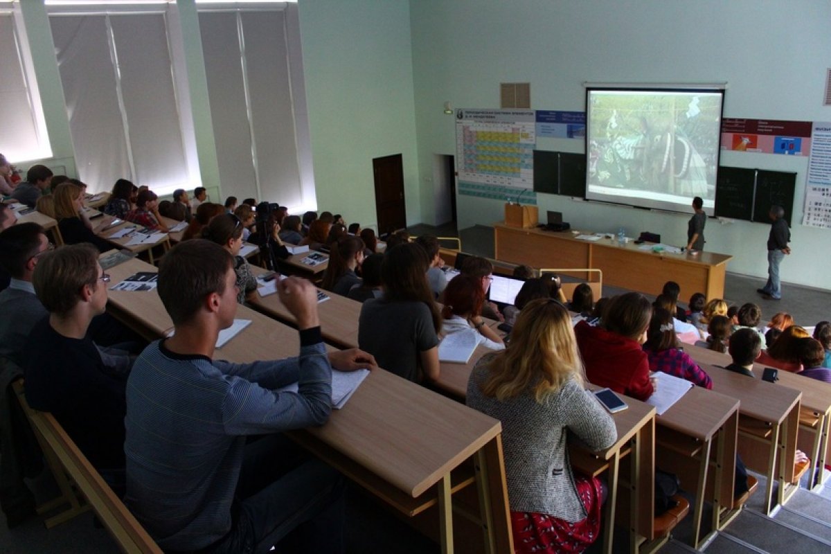 26-27 августа в Омском государственном университете им. Ф.М. Достоевского пройдет стратегическая сессия по разработке программы развития университета. Результатом станет карта мероприятий, определяющая деятельность университета на ближайшие годы.