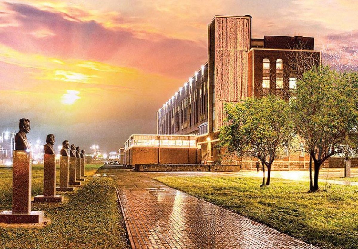 📌В серии «Социально-трудовые конфликты» вышла в свет коллективная монография «Модели профсоюзного движения: история и современность (зарубежный опыт)» (Вып. 20). 📌В серии «Социально-трудовые конфликты» вышла в свет коллективная монография «Модели профсоюзного движения: история и современность (зарубежный опыт)» (Вып. 20).