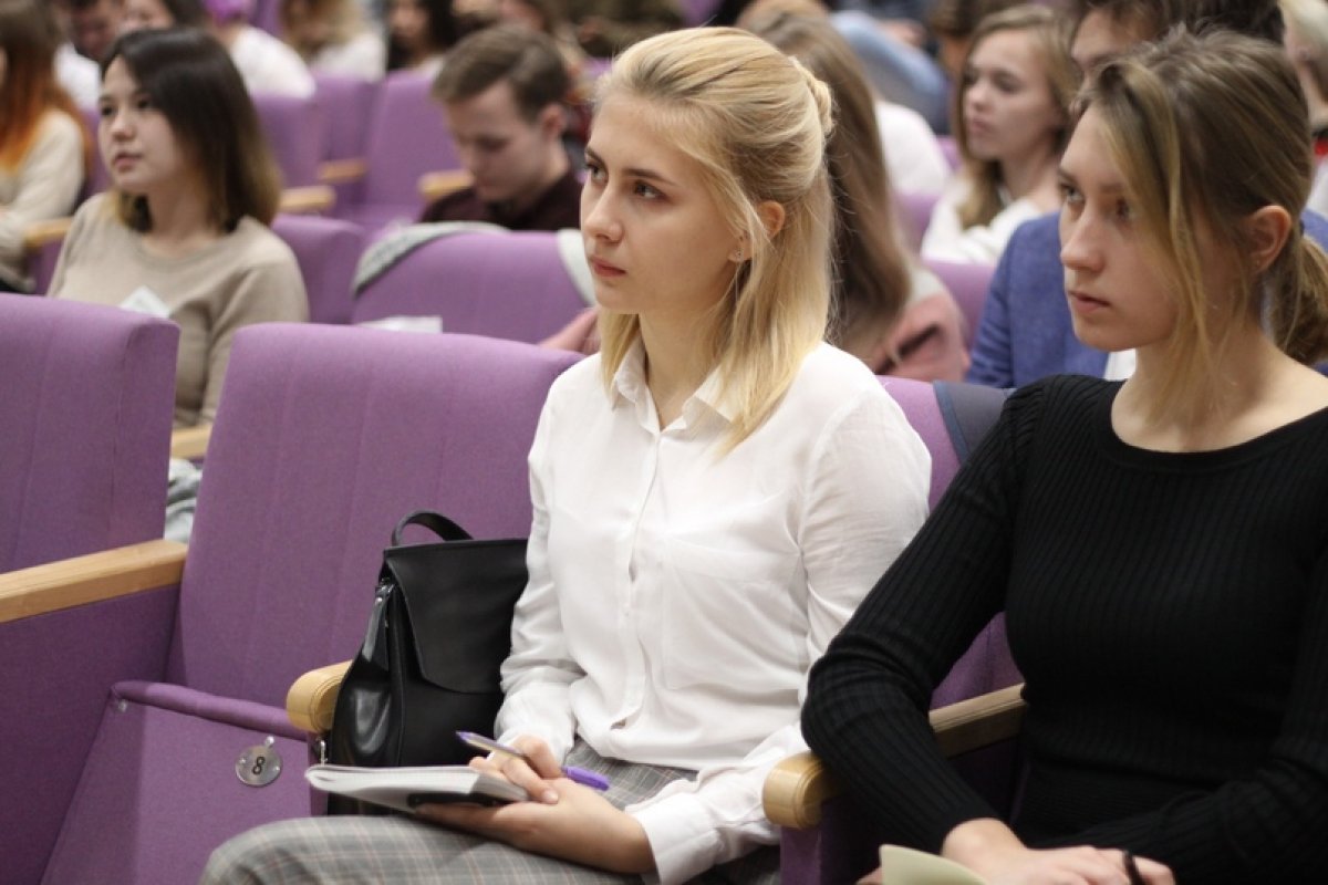 Студенты МИДиСа!