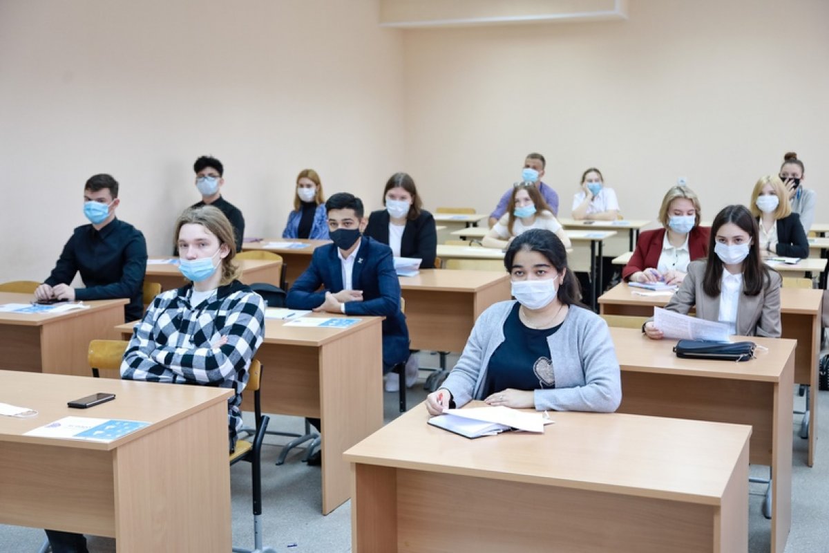 Будем знакомы! В СурГПУ встретили первокурсников 🤗