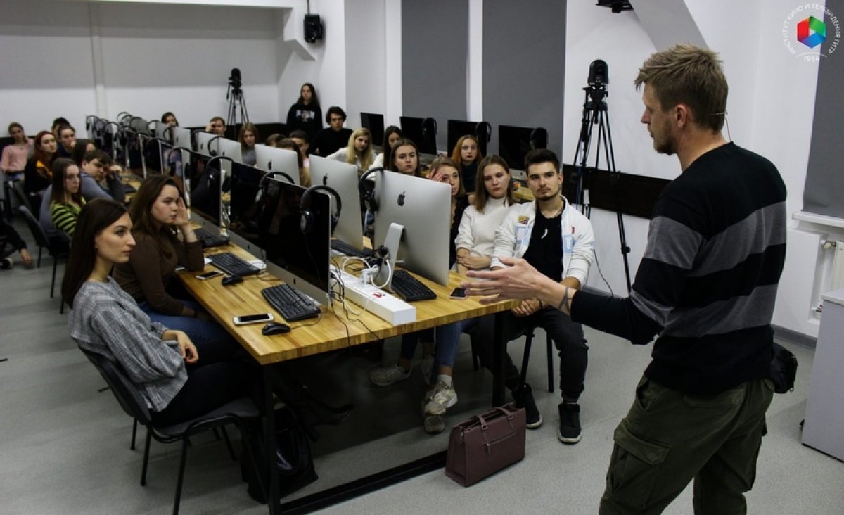 Стартовал набор на Высшие творческие курсы ГИТРа! Получи новую специальность всего за 1 год!