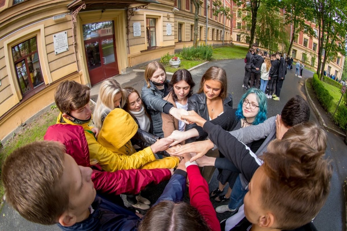 День знаний в не обошёлся без традиционного «Облачного квеста»