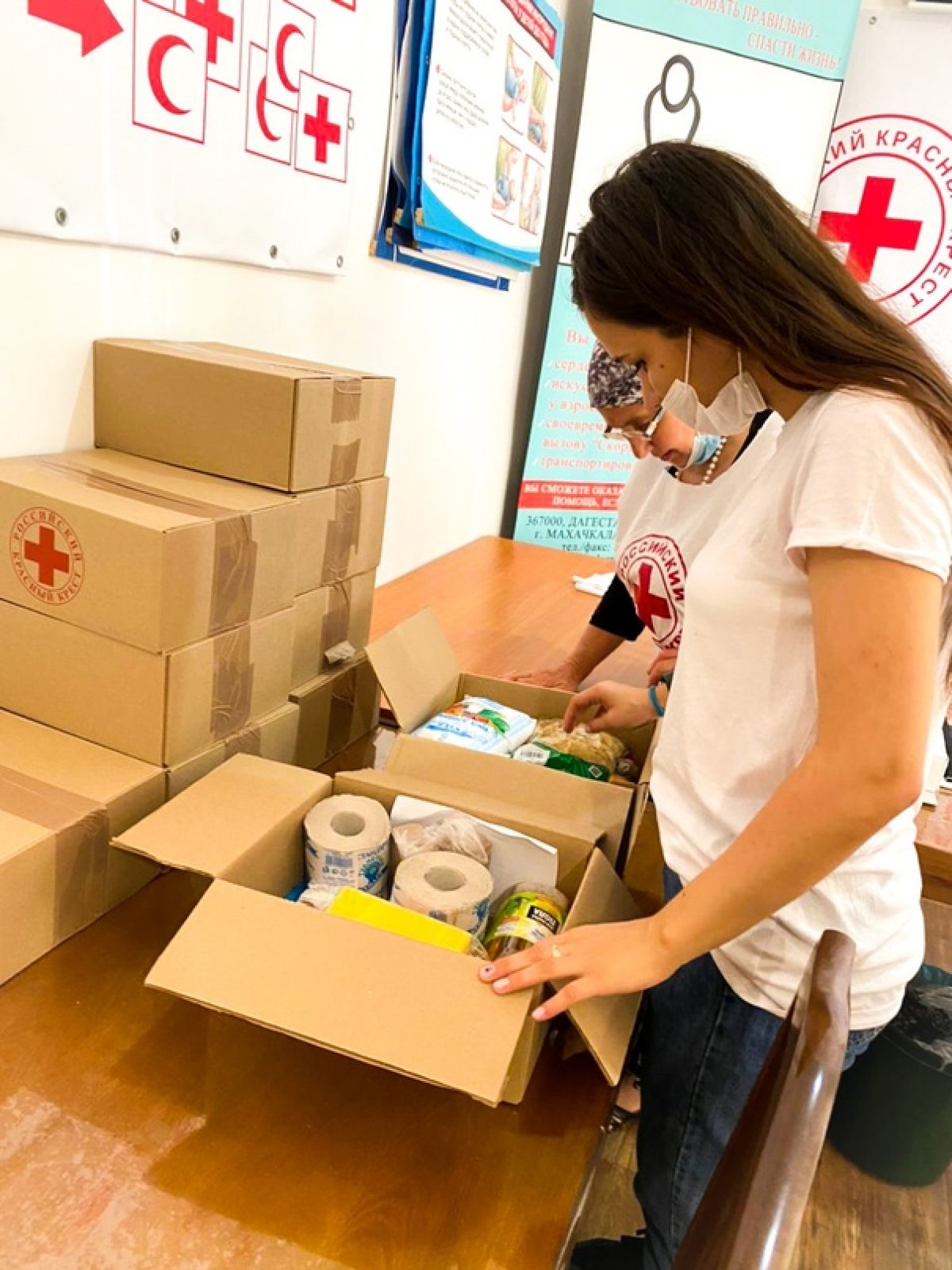 Молодежь ДГМУ оказала помощь в реализации проекта Красного Креста
