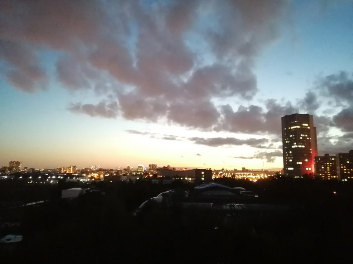 🌆Потрясающие закаты видны из общежития , не правда ли?