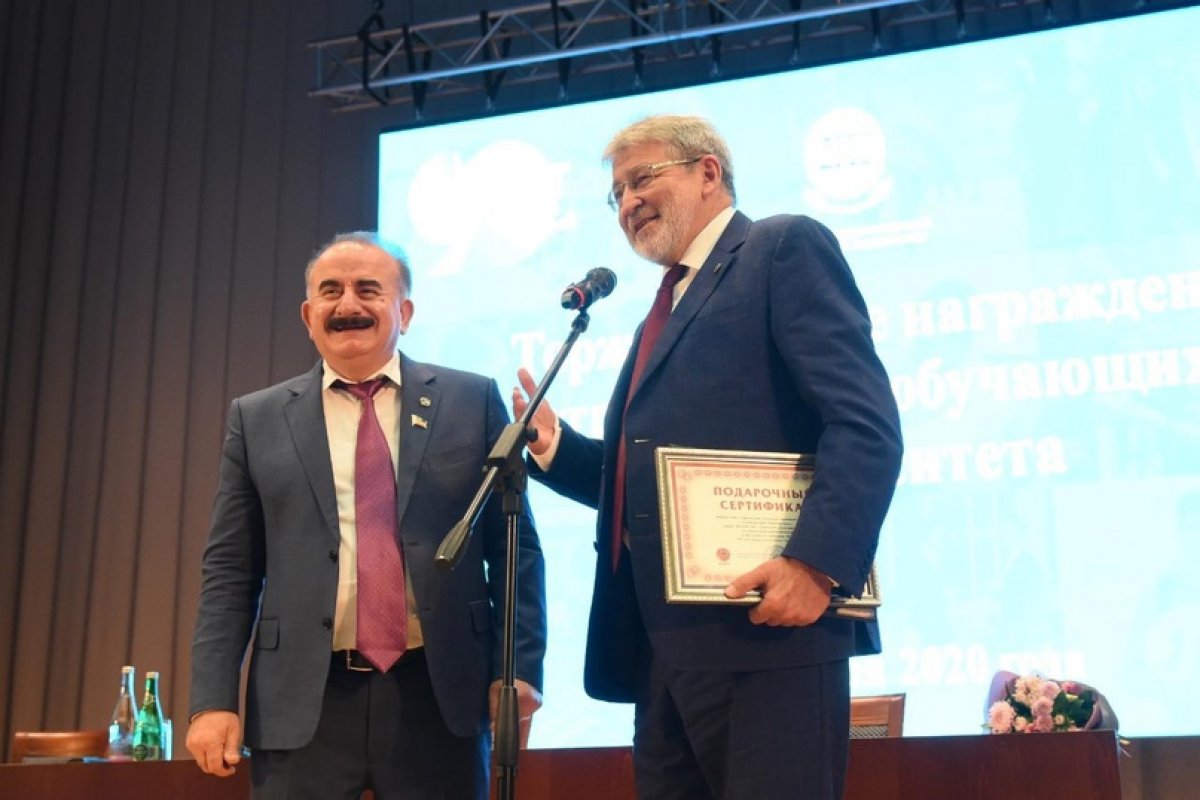 Первый проректор Уфимского государственного нефтяного технического университета Рамиль Назифович Бахтизин принял участие в торжественных мероприятиях