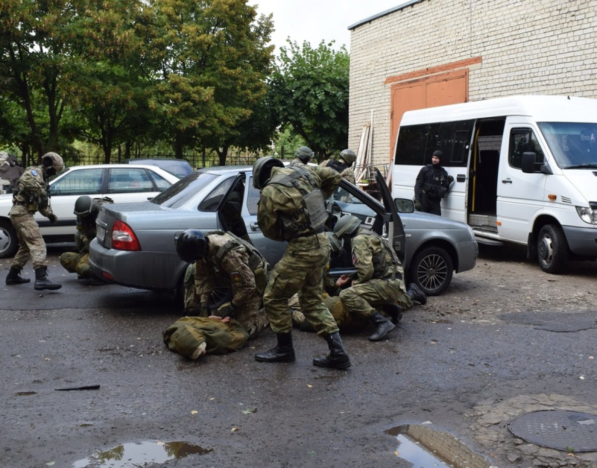 У наших студентов специальности "Правовое обеспечение национальной безопасности" Юридического института занятия проходят очень интересно У наших студентов специальности "Правовое обеспечение национальной безопасности" Юридического института занятия проходят очень интересно