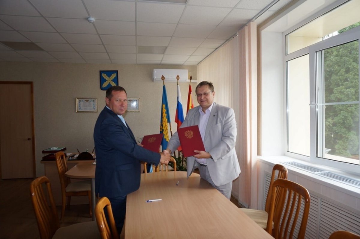 4 сентября ректор ВГУИТ В.Н. Попов с делегацией посетил Хохольский муниципальный район✅