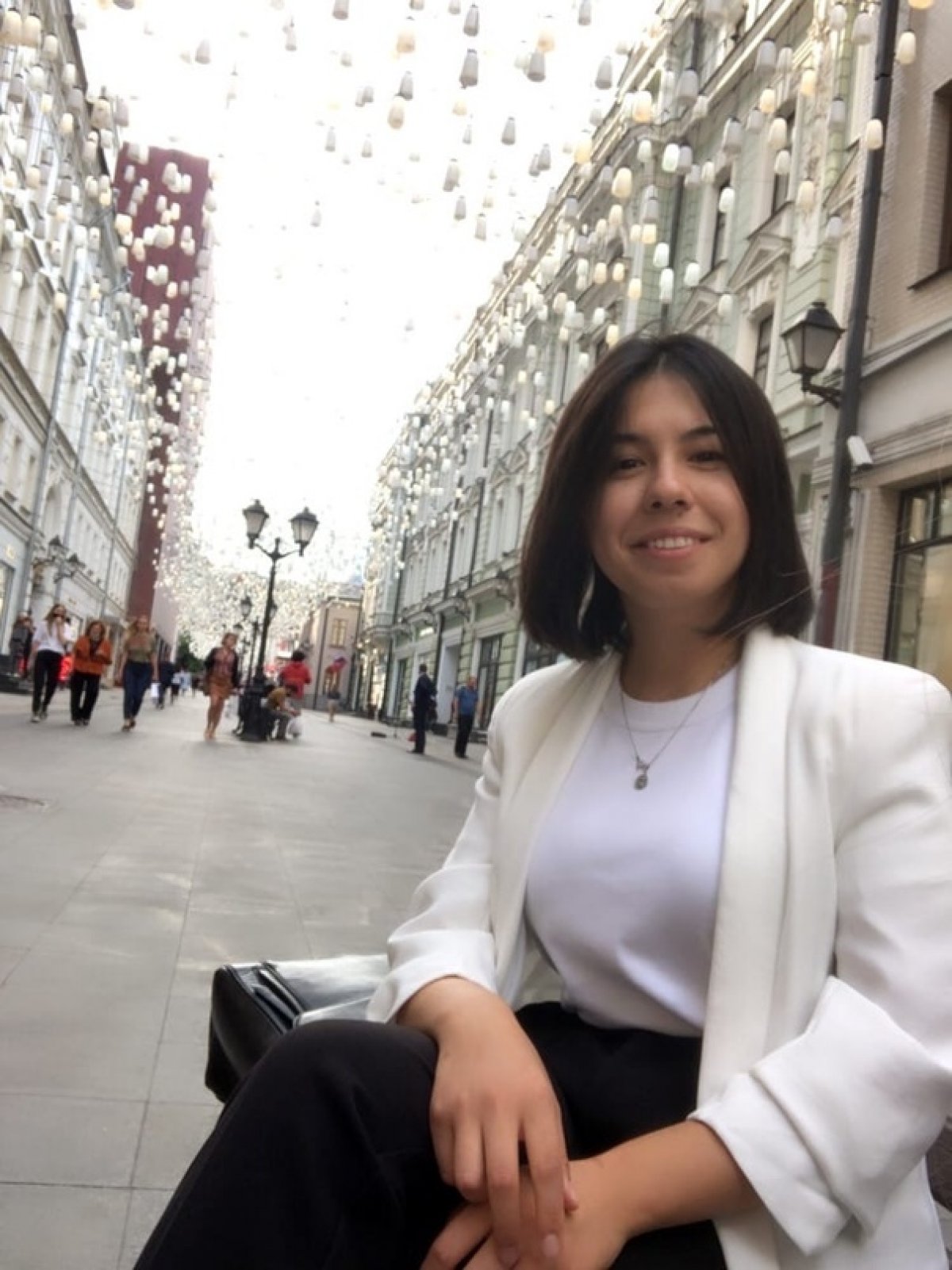 "Одним из наиболее значимых качеств в жизни каждого человека является целеустремленность. Она помогает не останавливаться на достигнутом, а совершенствоваться и двигаться вперед", - уверена Мухбира Бобоева