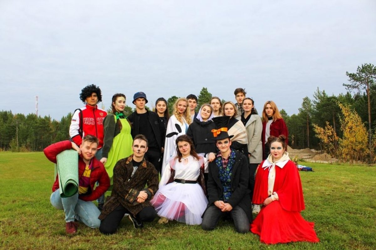 «Зазеркалье СурГПУ – 2020» или Посвящение в студенты на факультете управления!