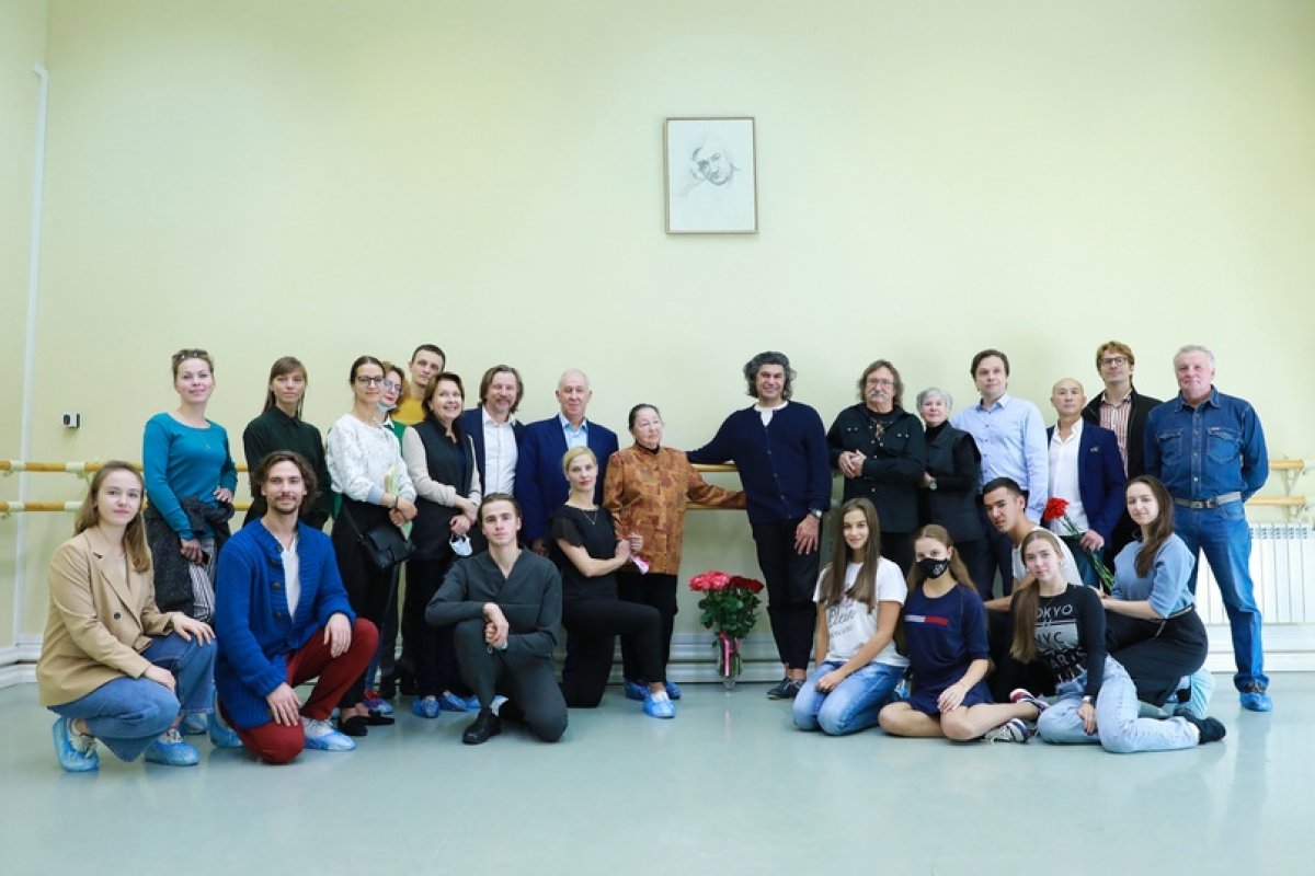 НАША АКАДЕМИЯ