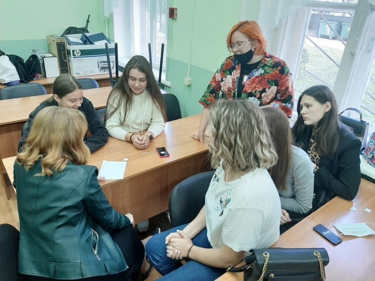 ПОСВЯЩЕНИЕ ПЕРВОКУРСНИКОВ В СЕМЬЮ ЭКОНОМИСТОВ