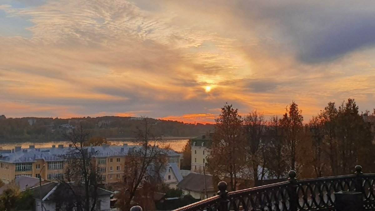 Красивого вечера вам, друзья!