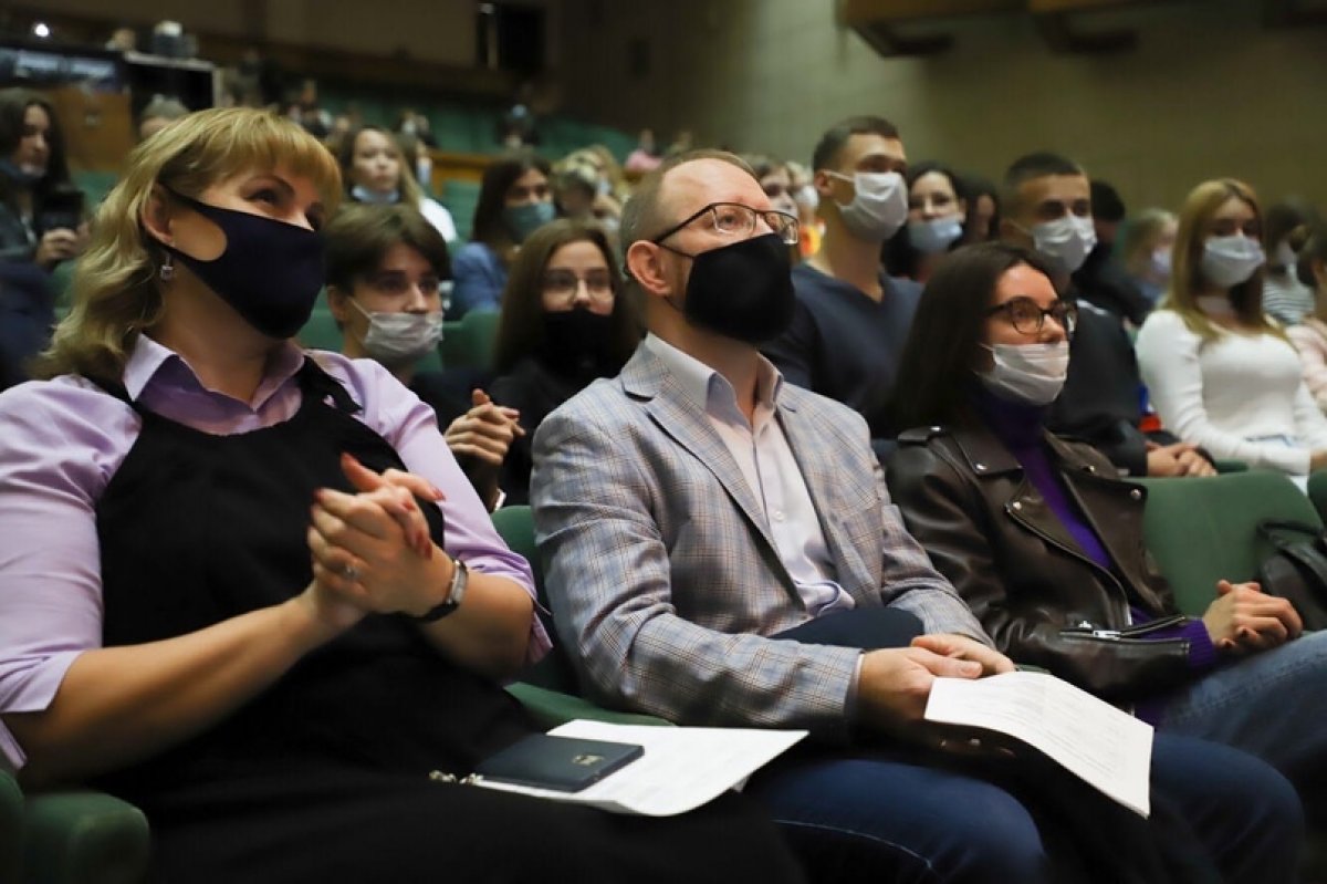 8 октября в Актовом зале состоялась первая открытая презентация проектных работ студентов Института маркетинга, которые они разрабатывали на протяжении года