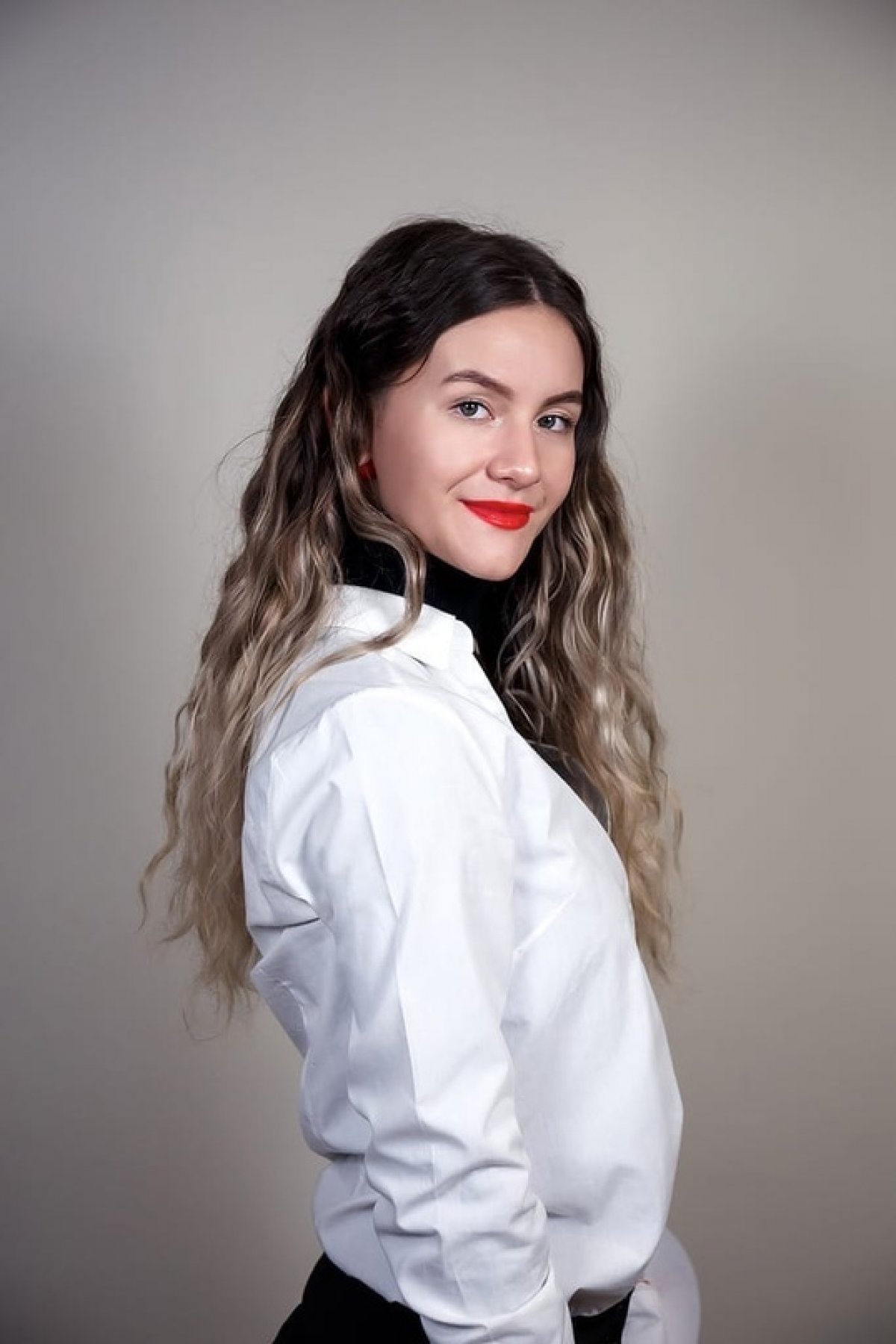 Attention! Студенткам НГУЭУ очень нужна ваша поддержка!