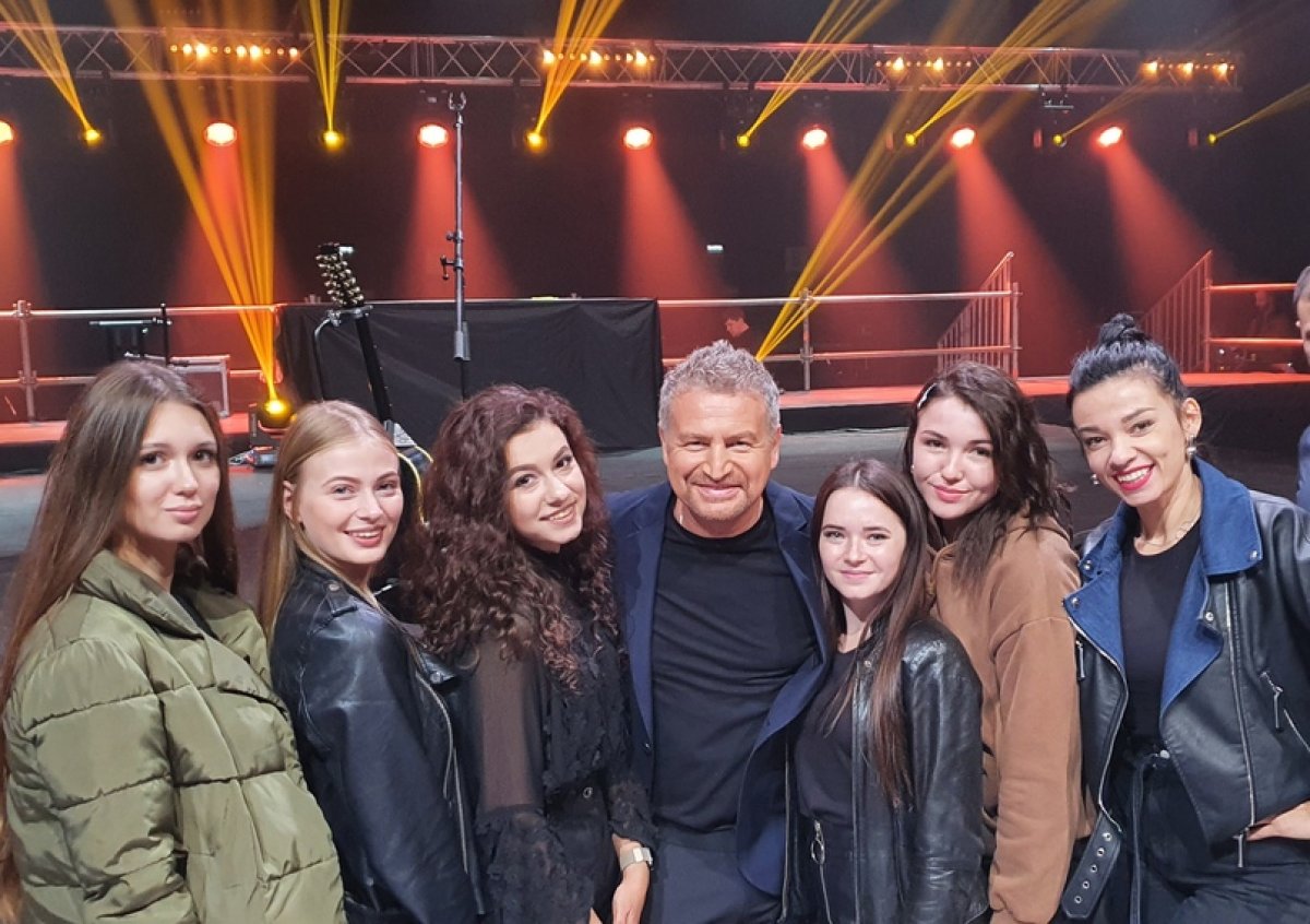 Студенты ЮЗГУ на съемках у Леонида Агутина