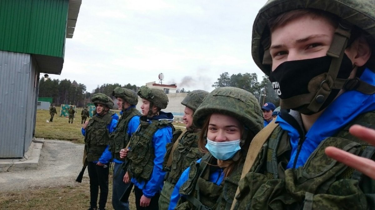 4 октября полигон «Свердловский», расположенный на территории 32-го военного городка, принял студентов университета и колледжа УрГЭУ.