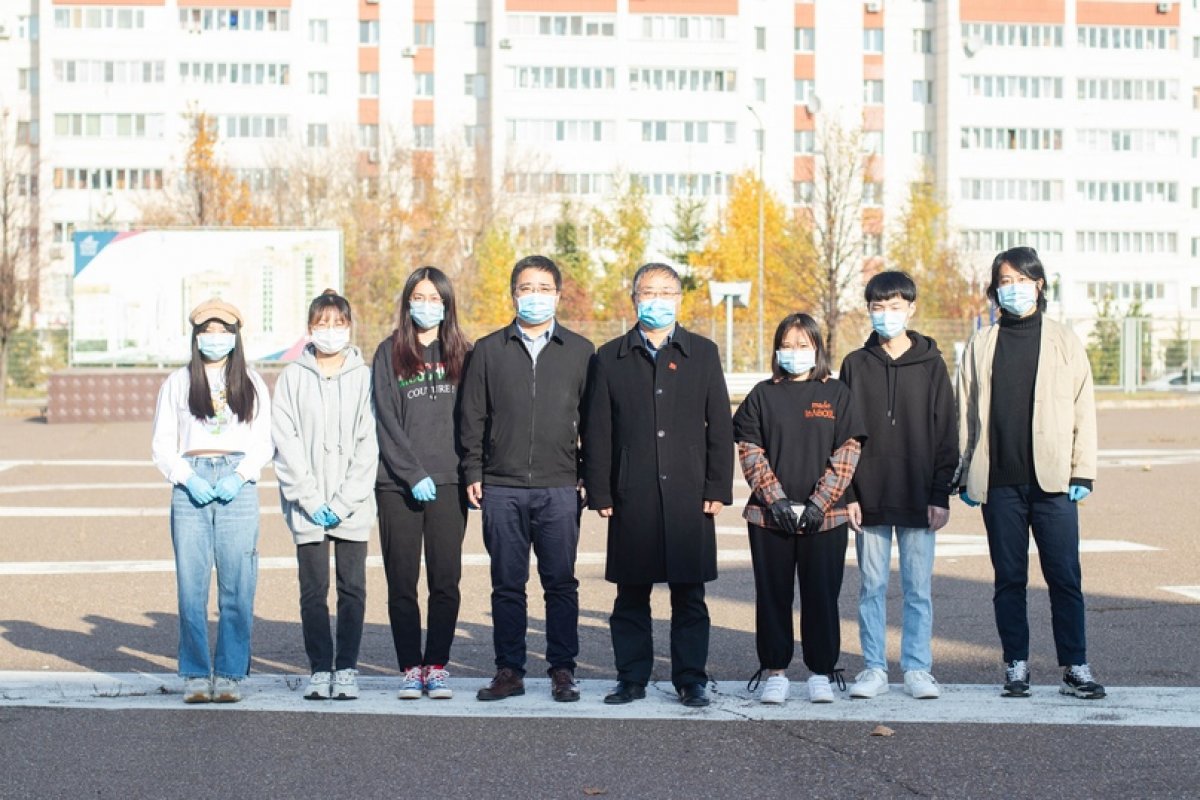 Китайские студенты КФУ получили средства индивидуальной защиты 😷