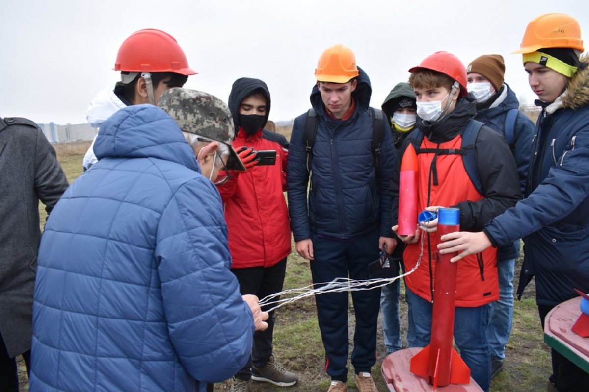 Курские школьники запустили собственные спутники