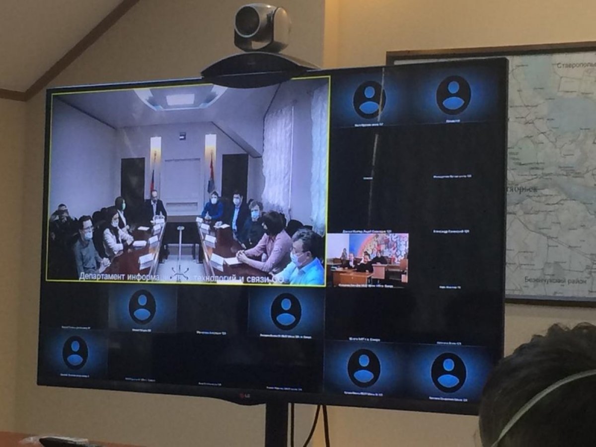 12 ноября в департаменте информационных технологий и связи Самарской области началась серия профориентационных видеоконференций для самарских старшеклассников.