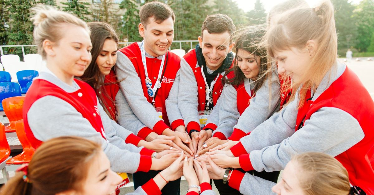 Стартовал набор волонтёров на «Российскую студенческую весну»